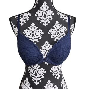Women's Blue Floral Lace Victoria's Secret Push-up Bra - Size 34D